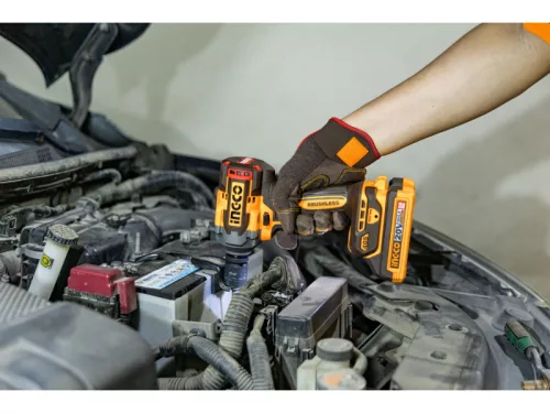 INGCO Akkus ütvecsavarozó 1/2" 405 Nm szénkefe nélküli 20 V (akku és töltő nélkül)